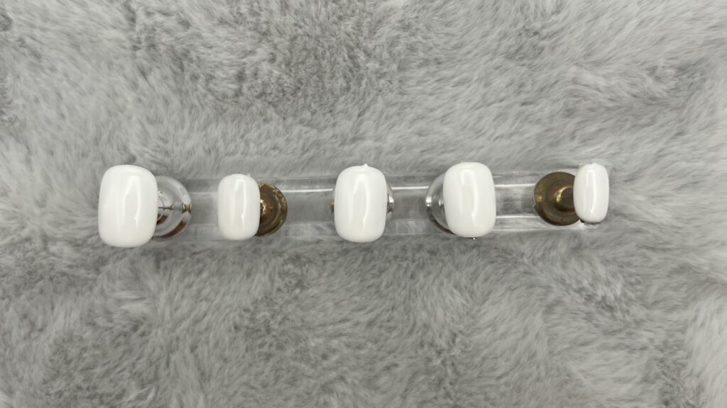 ダイソーのWhiteのカラージェルを
二度塗った時